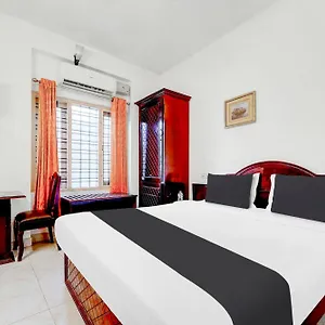https://hotel-galaxy-inn.kerala-hotels.net